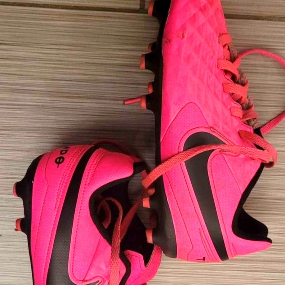 Girl sport shoes